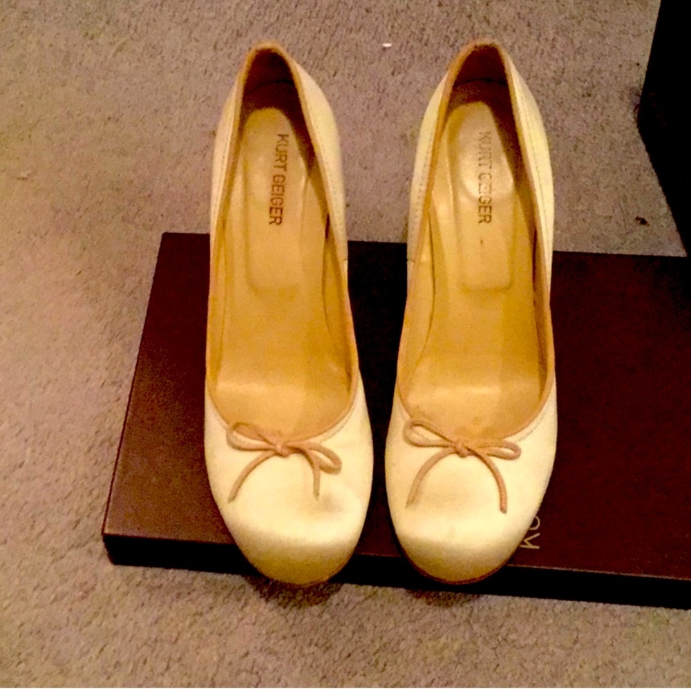 Kurt Geiger Soft Cream Satin Pumps 38